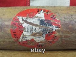 Vintage 1950s Adirondack Wood Decal Baseball Bat HOF Gil Hodges 282J 32 Dodgers Vintage 1950s Adirondack Wood Decal Baseball Bat HOF Gil Hodges 282J 32 Dodgers