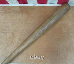 Vintage 1950s Louisville Slugger Baseball Bat Decal HOF Joe DiMaggio 30 Yankees Vintage 1950s Louisville Slugger Baseball Bat Decal HOF Joe DiMaggio 30 Yankees