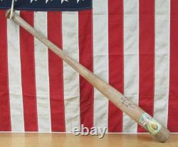 Vintage 1950s Louisville Slugger Baseball Bat Decal HOF Ralph Kiner Signed 32 Vintage 1950s Louisville Slugger Baseball Bat Decal HOF Ralph Kiner Signed 32