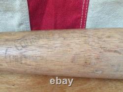 Vintage 1950s Louisville Slugger Baseball Bat Decal HOF Ralph Kiner Signed 32 Vintage 1950s Louisville Slugger Baseball Bat Decal HOF Ralph Kiner Signed 32