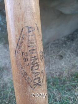 Vintage 1958-1960 Adirondack 261 Rare 33 Super Softball Baseball Bat Vintage 1958-1960 Adirondack 261 Rare 33 Super Softball Baseball Bat