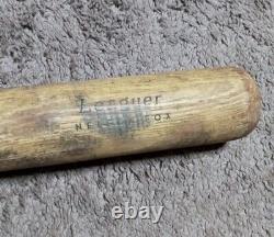 Vintage 1960 HOF Nelson Fox H&B 88 Leaguer Wood Baseball Bat