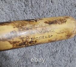 Vintage 1960s HOF Joe Torre Adirondack 212F Professional Model Baseball Bat
