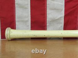 Vintage 1960s Hillerich & Bradsby Co. Wood Baseball Bat HOF Roberto Clemente 34