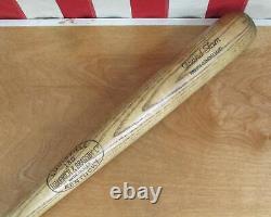 Vintage 1960s Hillerich&Bradsby Wood Baseball Bat 180 HOF Roberto Clemente 35