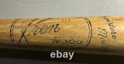 Vintage 1960s Kren Wood 111 Ruth Style Model 34 Baseball Bat. With Case Vintage 1960s Kren Wood 111 Ruth Style Model 34 Baseball Bat. With Case