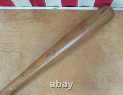 Vintage 1960s Louisville Slugger Baseball Bat Decal HOF Mickey Mantle 32 Yankee Vintage 1960s Louisville Slugger Baseball Bat Decal HOF Mickey Mantle 32 Yankee