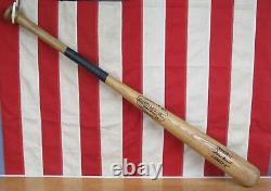 Vintage 1960s Louisville Slugger II Wood H&B Baseball Bat Frank Howard Model 34