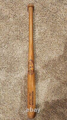 Vintage 1970s Baseball Bats, Johnny Bench, Hank Aaron, H&B/Louisville Slugger