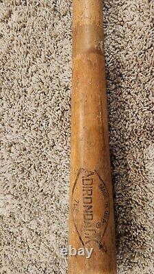 Vintage 1970s Baseball Bats, Johnny Bench, Hank Aaron, H&B/Louisville Slugger