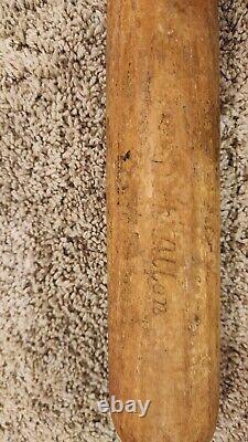 Vintage 1970s Baseball Bats, Johnny Bench, Hank Aaron, H&B/Louisville Slugger