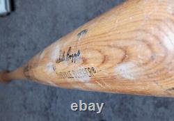 Vintage 1980s HOF Wade Boggs Inscribed BB997 Louisville Slugger Baseball Bat