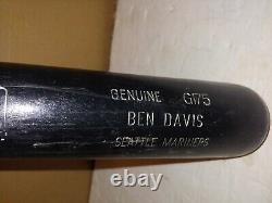 Vintage 2002,2003,2004 Ben Davis Mariners Game Used Cracked Baseball Bat, G175