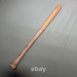 Vintage 28 Baseball Bat Green Printing