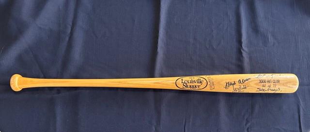 Vintage 3000 Hit Club Louisville Slugger Bat Limited Edition Hank Aaron + 12