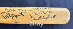 Vintage 3000 Hit Club Louisville Slugger Bat Limited Edition Hank Aaron + 12 Vintage 3000 Hit Club Louisville Slugger Bat Limited Edition Hank Aaron + 12