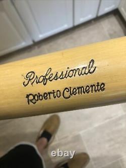 Vintage 60s/70s Sav-A-Bat Wood Baseball Bat Roberto Clemente HOF Mueller Perry