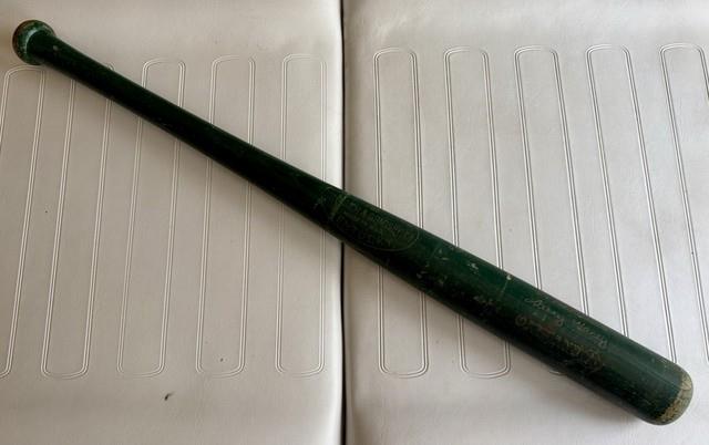 Vintage 70's Oakland A's Baseball Bat Giveaway Larry Haney, Louisville