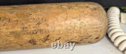 Vintage Adirondack Flexible Whip Action 33 Model 302 Baseball Bat name