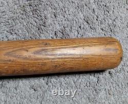 Vintage Antique 1940s HOF Lou Boudreau Adirondack 262 Rare Baseball Bat