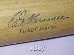 Vintage Antique H&B 125 Baseball Bat Ernie Krueger Longest Game Reds Robbins W34