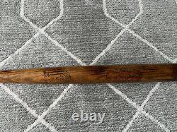 Vintage Antique Louisville Bat company Baseball Decal Bat Rare