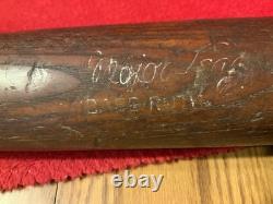 Vintage Babe Ruth Hillerich & Bradsby 35 Inch 35.6 Ounce Major League Model