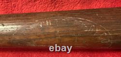 Vintage Babe Ruth Hillerich & Bradsby 35 Inch 35.6 Ounce Major League Model
