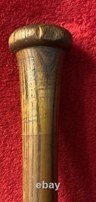Vintage Babe Ruth Hillerich & Bradsby 35 Inch 35.6 Ounce Major League Model