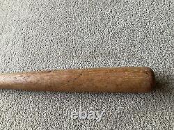 Vintage Babe Ruth Hillerich & Bradsby Baseball Bat Louisville Slugger 30 in 24oz