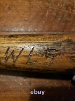 Vintage Baseball Bat W. L. S World's Largest Store Model 8075 Special