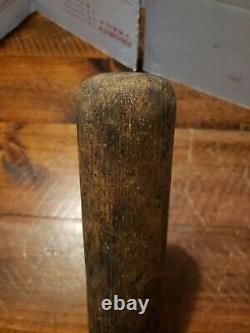 Vintage Baseball Bat W. L. S World's Largest Store Model 8075 Special