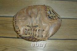 Vintage Baseball Catchers Equipment Guards Chest Protect Mask Glove Shoes Bat