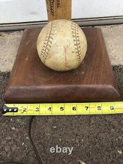 Vintage Baseball King And His Court Ball And Bat Lamp Signed Baseball Unique