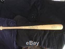 Vintage Baseball bat 1960s. Mickey Mantle Louisville Slugger 125. 32in