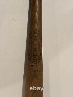 Vintage Bill Terry H&B 40 B. T. Hillerich & Bradsby Co. Baseball Bat NY Giants