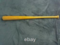 Vintage Brooks Robinson Louisville Slugger baseball bat