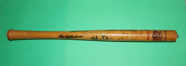 Vintage Detroit Tigers Baseball Team Multi Signed Mini Wood Bat Kaline Cash