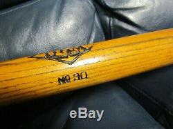 Vintage Drapper and Maynard #30 Baseball Bat