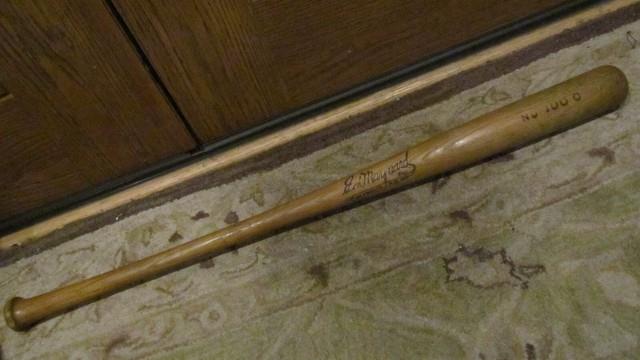 Vintage Ed Maynard Inc Model No 1000 Baseball Bat