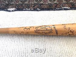Vintage Gil Hodges baseball bat autographed by 1961 Dodgers