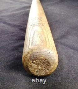 Vintage Goldsmith Bearcat Class Baseball Bat 29 Reg'lar Fellers R. F 164 RARE