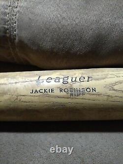 Vintage Hillerich & Bradsby 88 JACKIE ROBINSON LEAGUER WOODEN BASEBALL BAT H&B