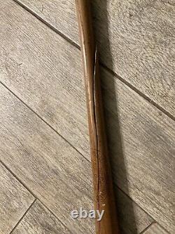 Vintage Hillerich & Bradsby Co Wood CrackerJack Baseball Bat No. 02 H & B 27.5