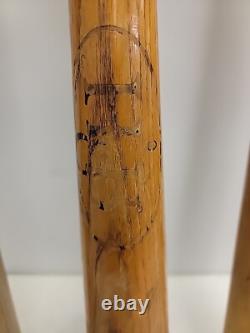 Vintage Hillerich & Bradsby Co Wooden Baseball Bat League antique wood Vintage Hillerich & Bradsby Co Wooden Baseball Bat League antique wood