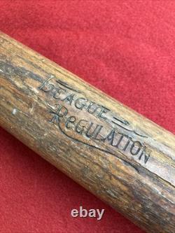 Vintage Hillerich & Bradsby King Of The Field No. 13 Wood Baseball Bat 1936 Vintage Hillerich & Bradsby King Of The Field No. 13 Wood Baseball Bat 1936