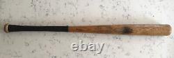 Vintage Hillerich & Bradsby Louisville Ky Champion No. 8 Baseball Bat