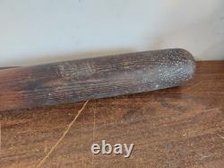 Vintage Hillerich & Bradsby Professional Baseball Bat 34 No. 16 Burnt Oil Finish