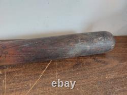Vintage Hillerich & Bradsby Professional Baseball Bat 34 No. 16 Burnt Oil Finish