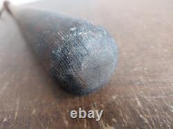 Vintage Hillerich & Bradsby Professional Baseball Bat 34 No. 16 Burnt Oil Finish
